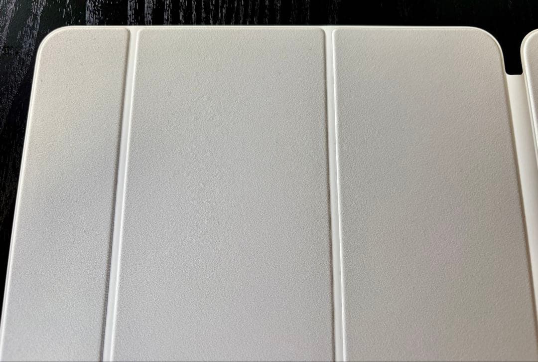 【極美品】13インチiPad Pro（M4）用Smart Folio ホワイト