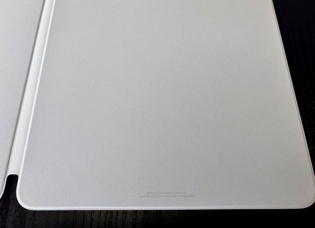 【極美品】13インチiPad Pro（M4）用Smart Folio ホワイト