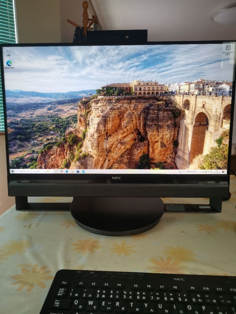 NEC一体型デスクトップパソコン LAVIE DA770/A