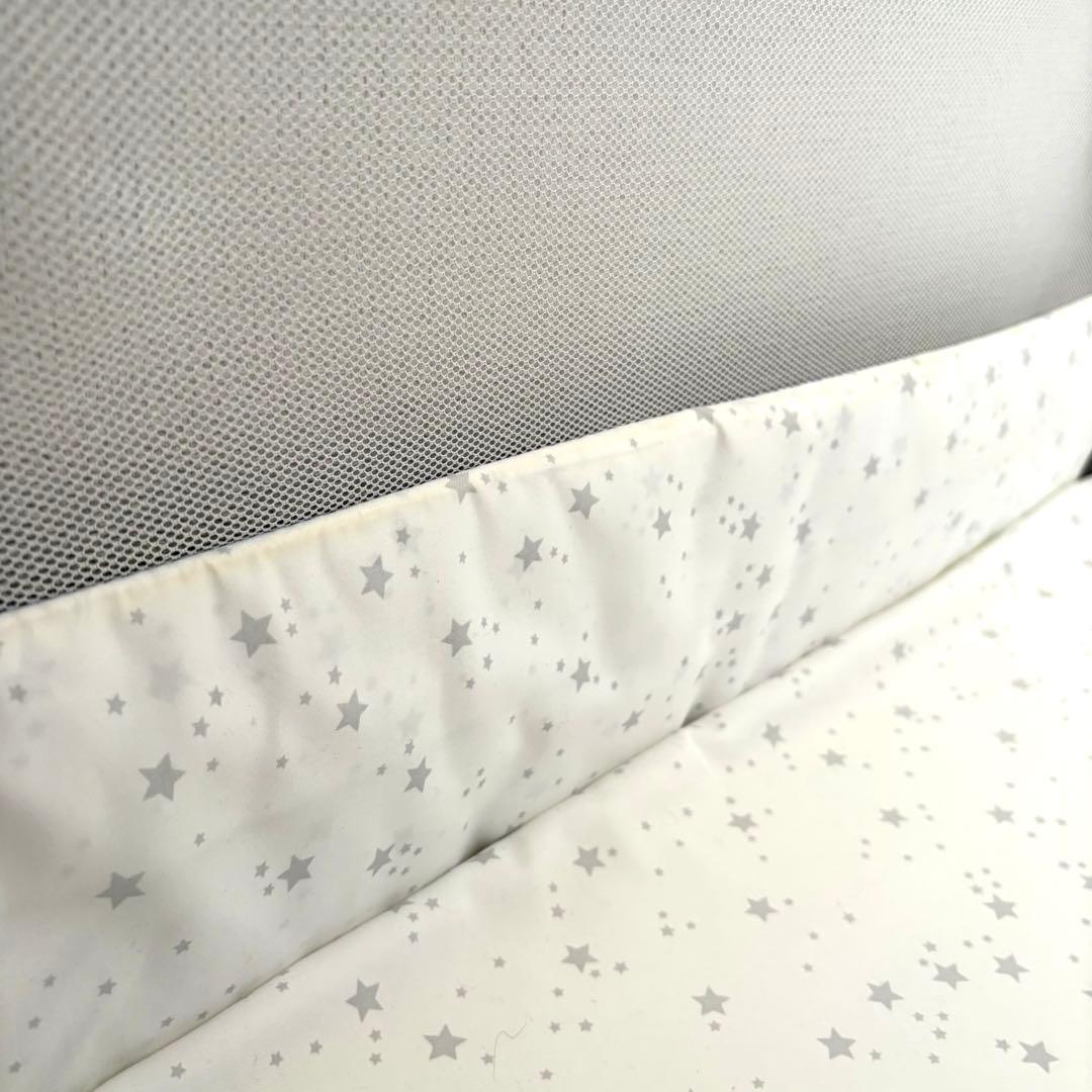 HIZDIK グレー 折り畳みベビーベッド キャスター付き