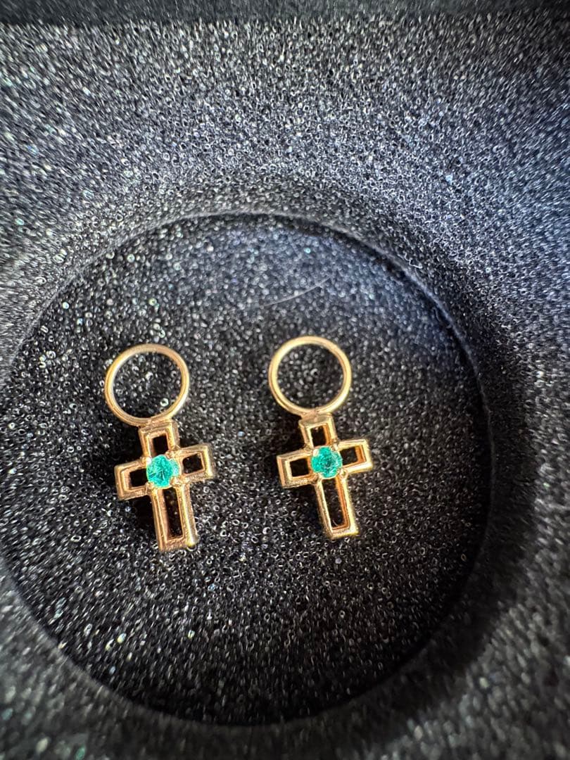 GSTV チャーム18K エメラルド ピアス ピアリング