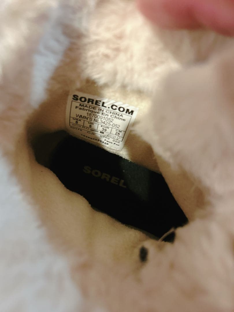 SOREL グレー ムートンブーツ