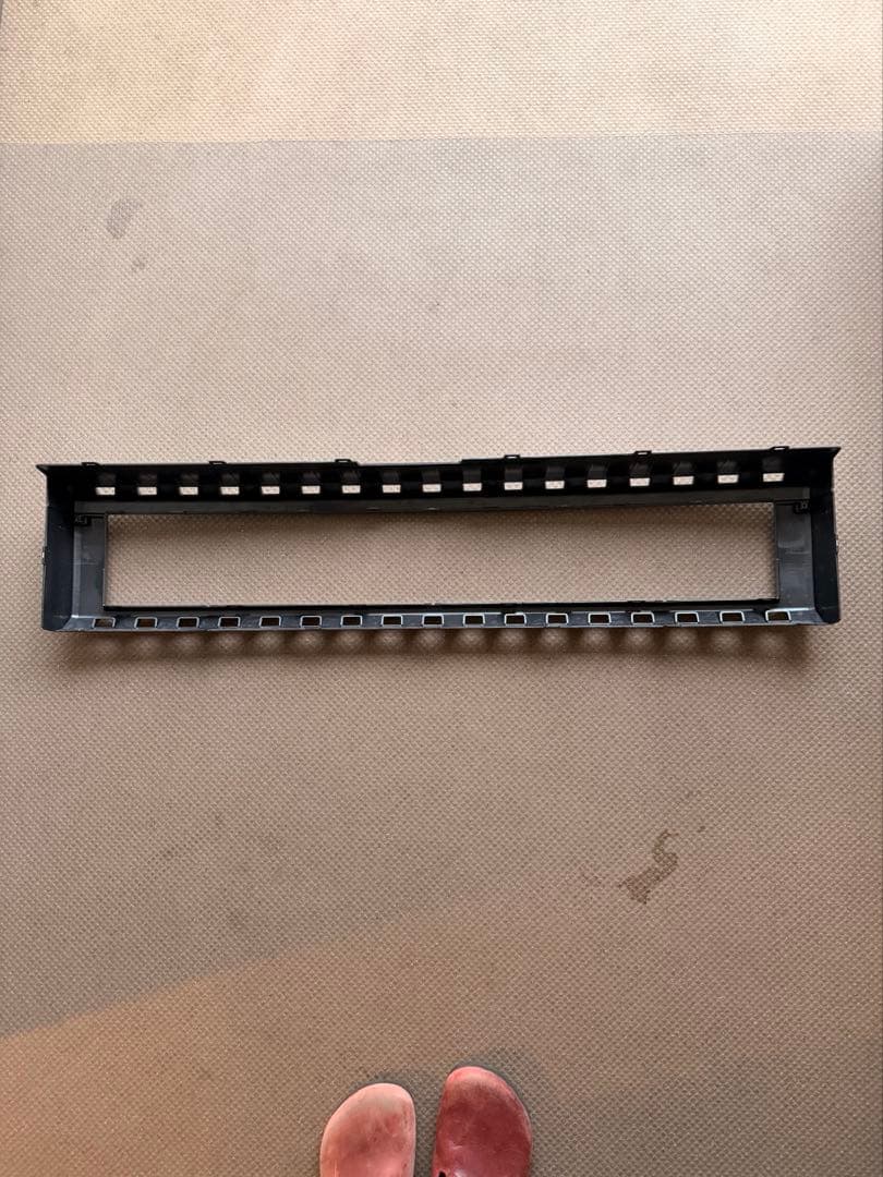 ランクル250純正ラジエーターグリル