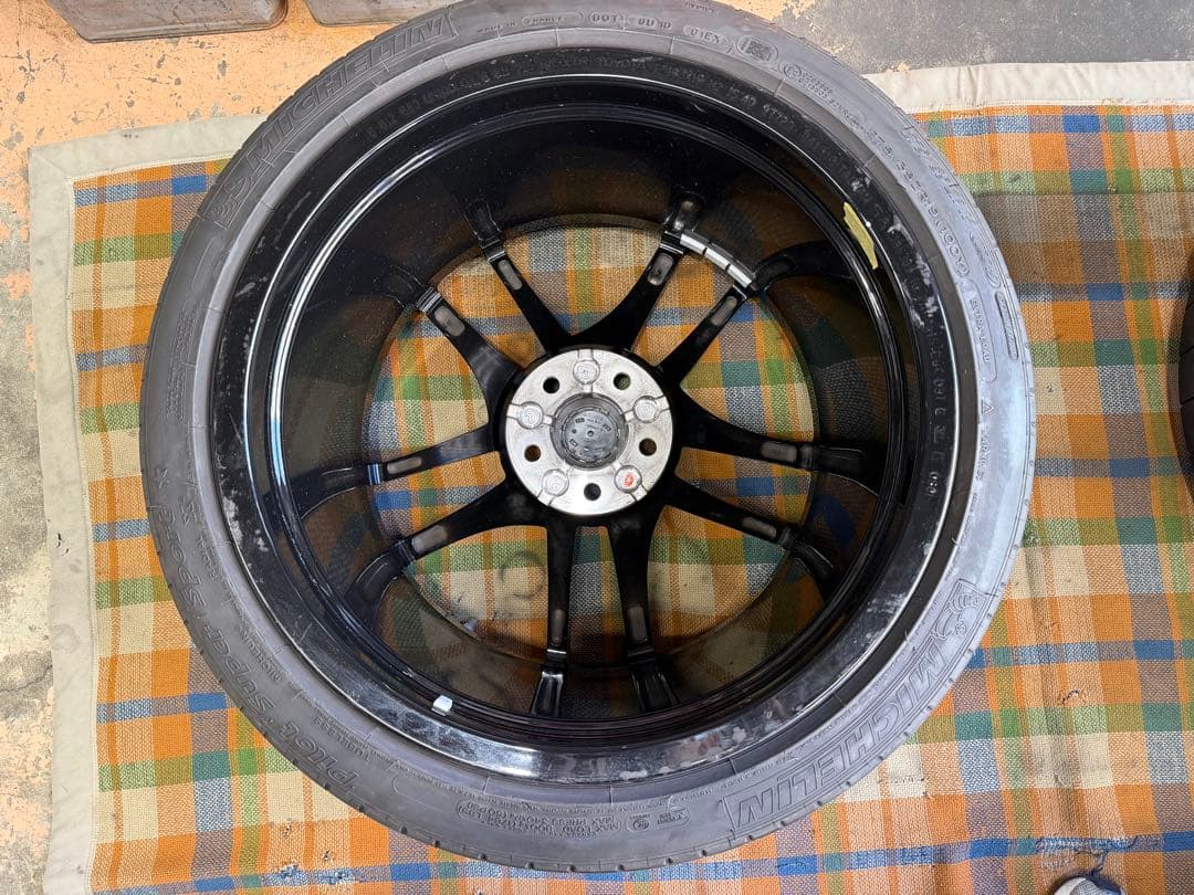 GRスープラ　19インチ ブラックホイールセット