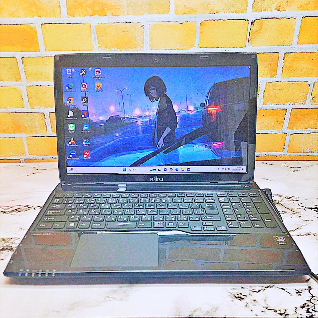 最強Core-i7搭載ノートパソコン❤️爆速SSD❤️メモリ8G✨ハイスぺ☘️