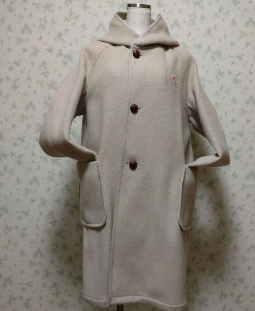 DANTON フード付きベージュウールコート