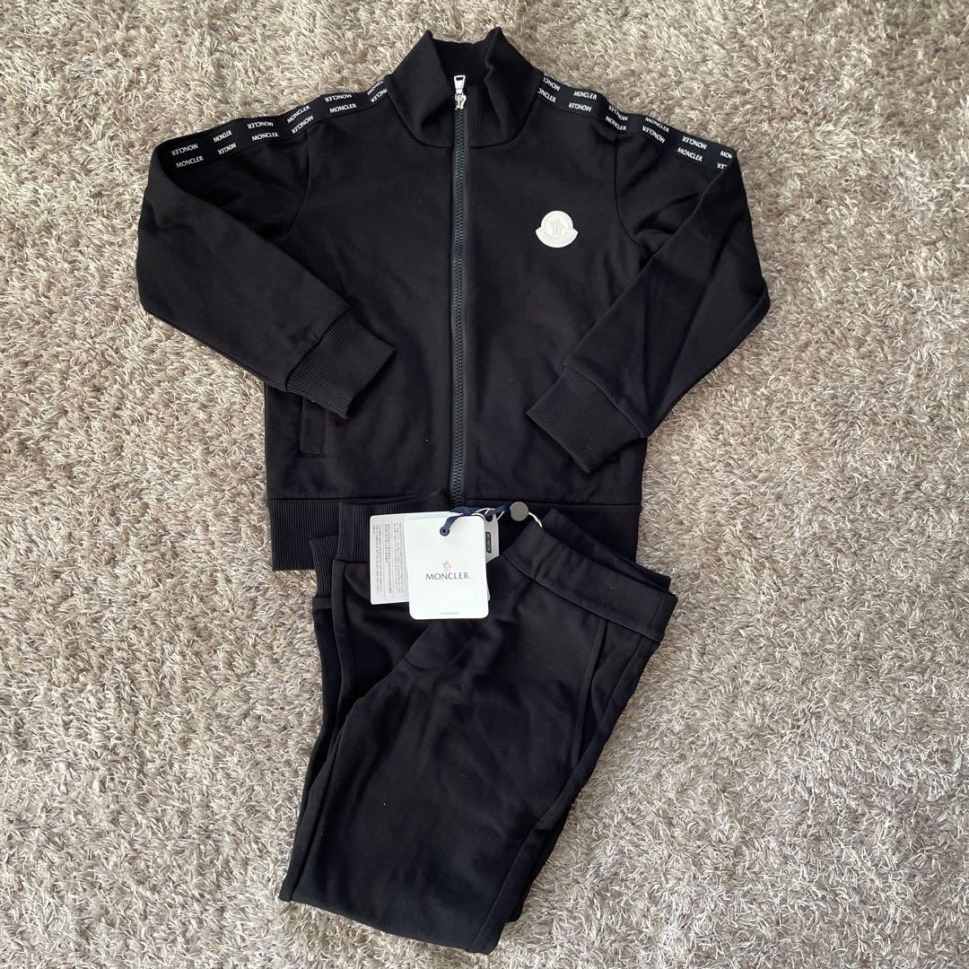 Moncler セットアップ　ジップアップパーカー　新品未使用　タグ付