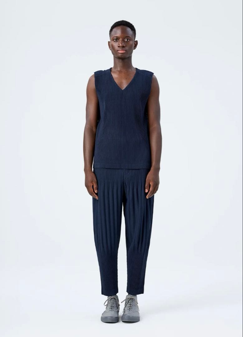 HOMME PLISSÉ オムプリッセ ブラック プリーツ ベスト