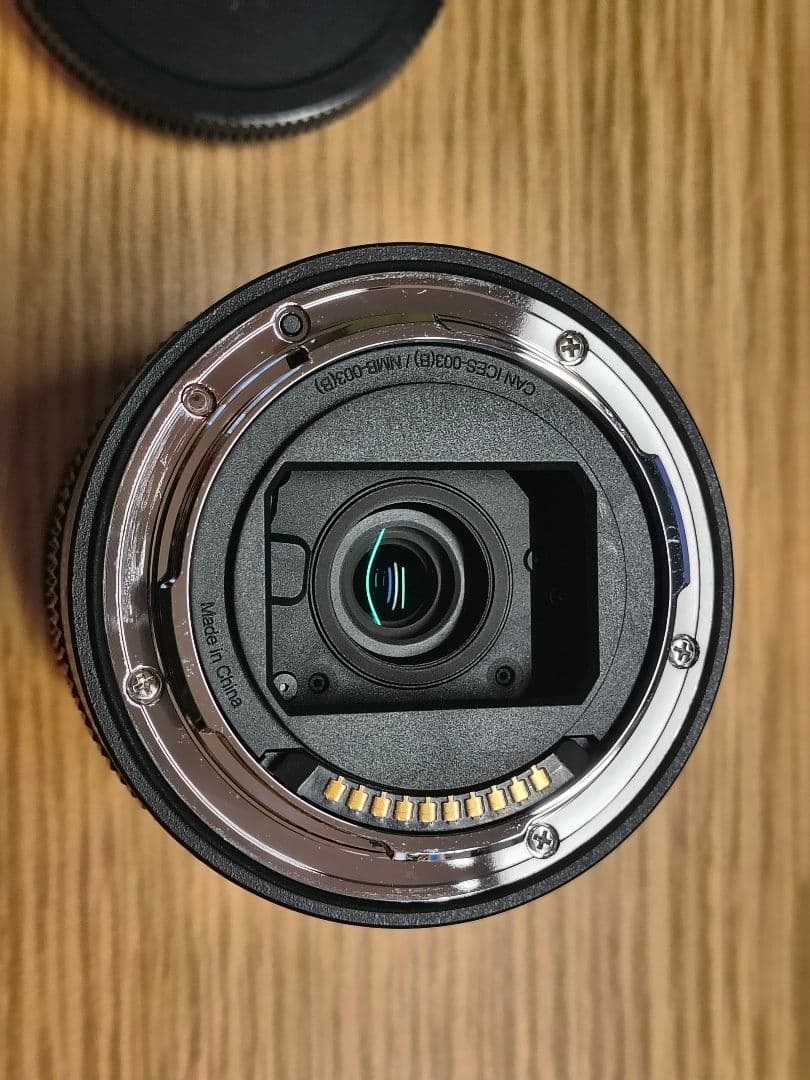 LUMIX　18-40mm ズームレンズ