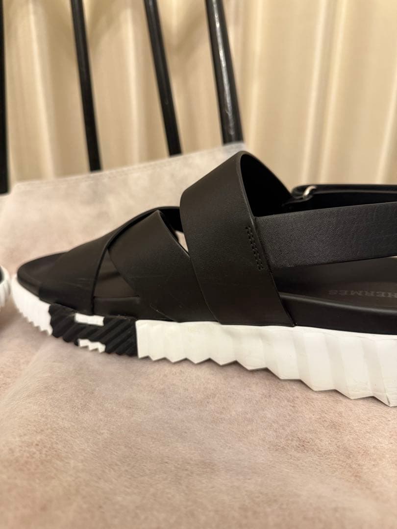 HERMESエルメス　エレクトリックレザーサンダル ブラック 40 メンズ