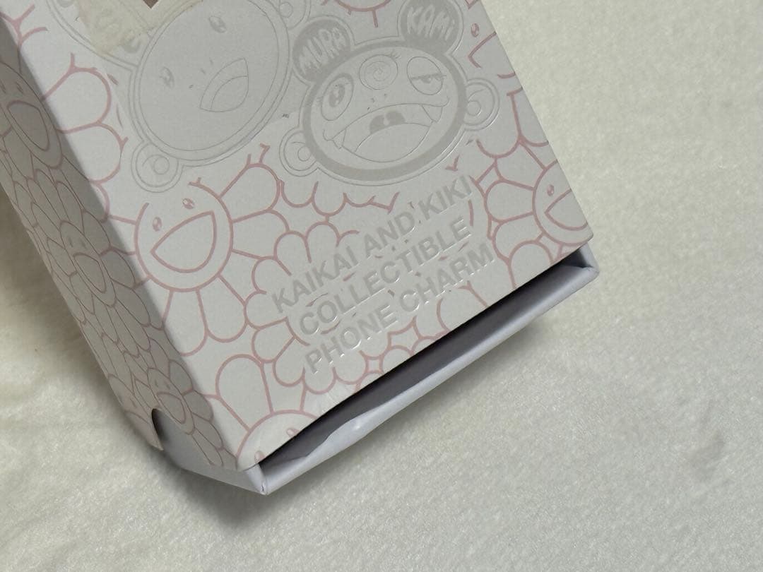 新品★完売★村上隆×CASETiFY★★iPhone16proケース＋ストラップ