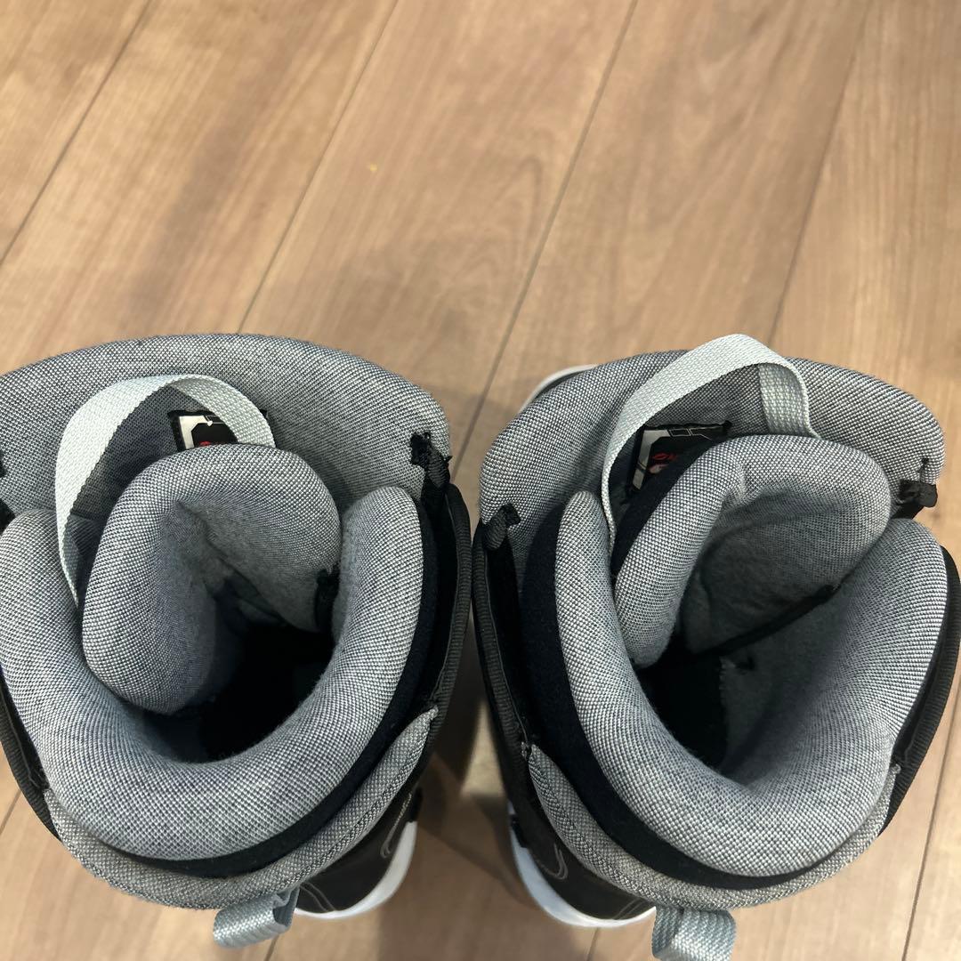 キスマーク　BOAシステム ブラック スノーボードブーツ　24cm