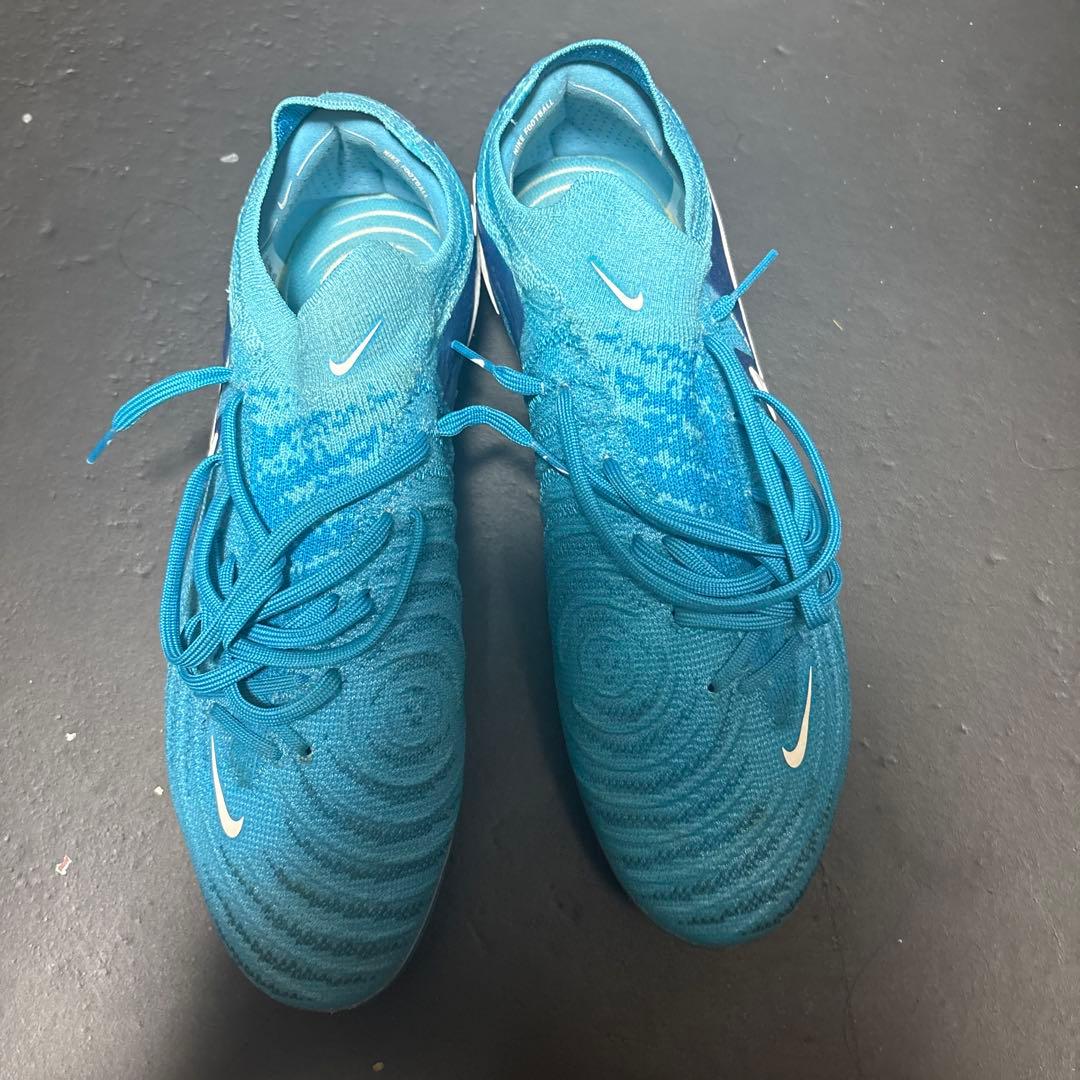 ナイキファントムGX2 FGモデル