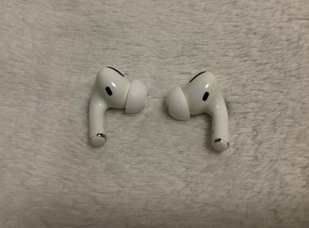 良品 AirPods Pro MWP22J/A ワイヤレス充電ケース付
