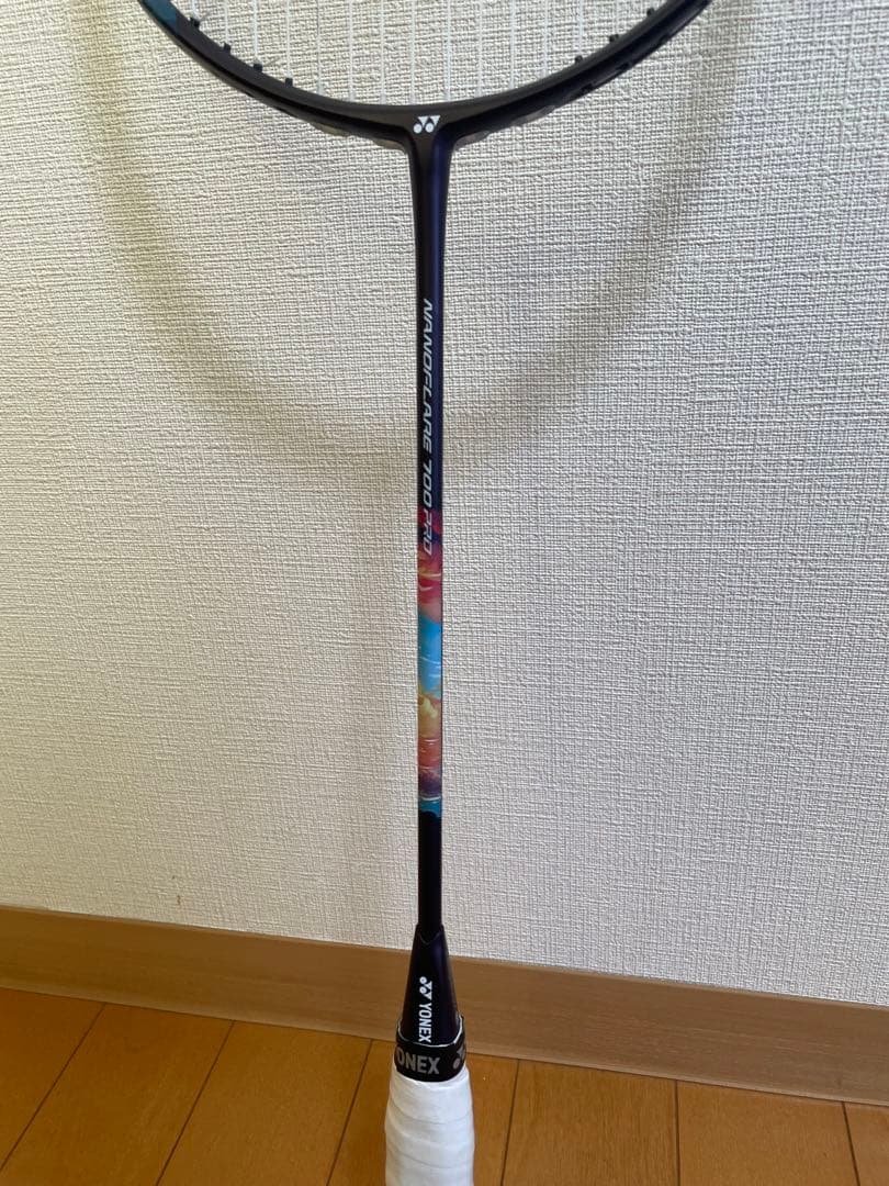 ヨネックス　ナノフレア700プロ　4U5