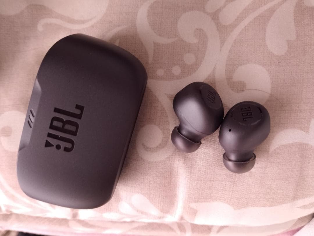 JBL WAVE BUDS 完全ワイヤレスイヤホン Bluetooth/IP54