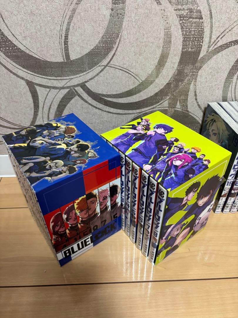 ブルーロック　1巻〜31巻　「収納箱付き、全て透明カバー付き、映画特典冊子付き」