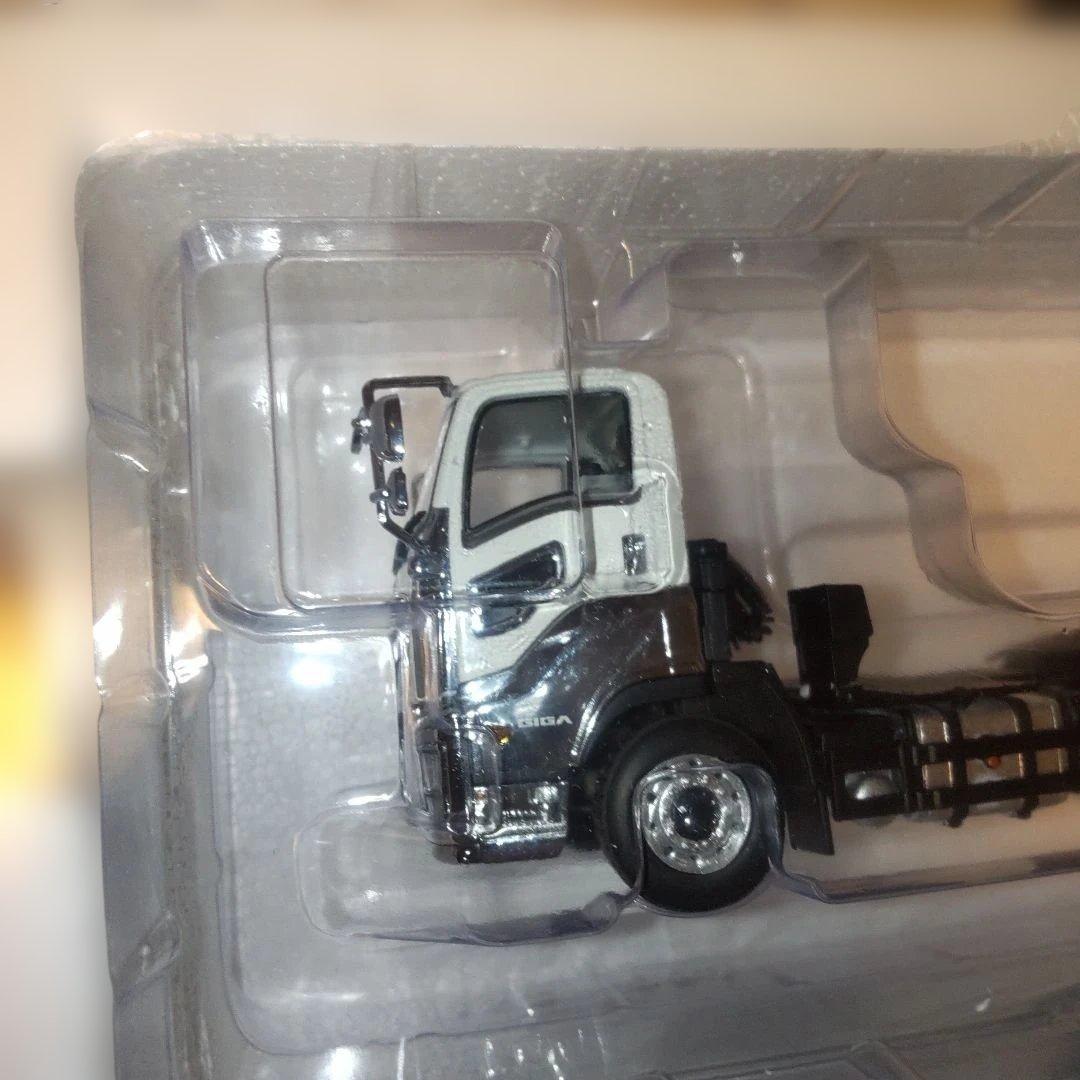 ミニカー WSI MODELS ISUZU GIGA SHORT CAB 4x2