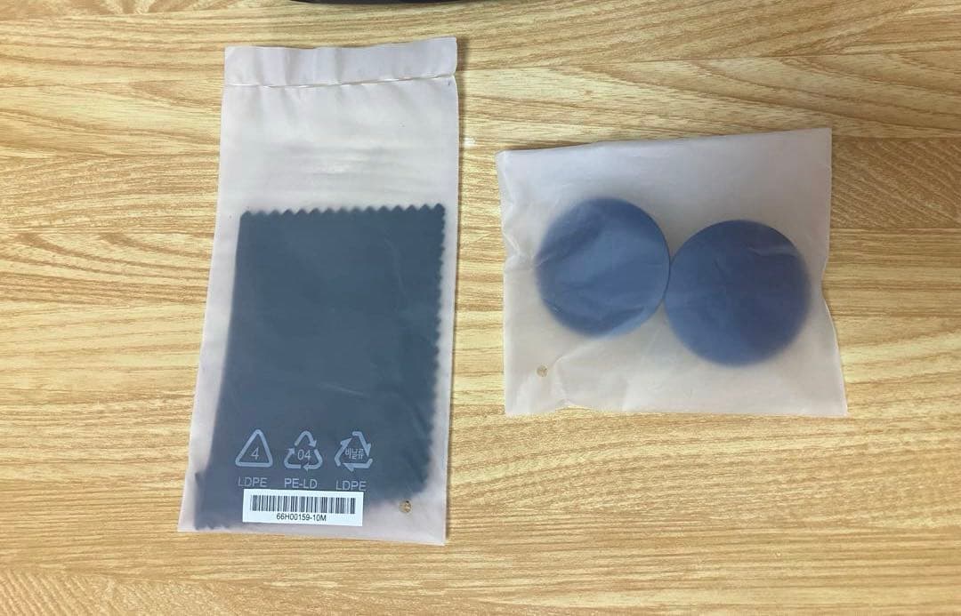 HTC VIVE PRO（ベースステーション2.0×2）　フルセット