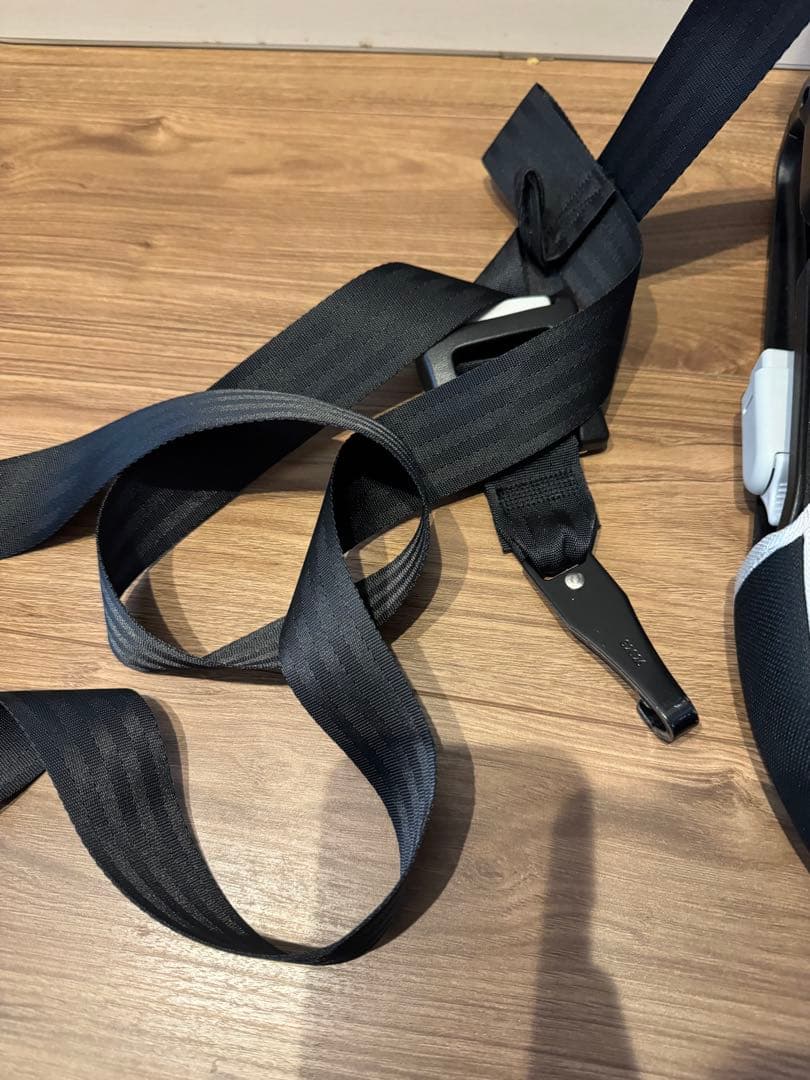 日本育児 トラベルベストECフィックス ISOFIX ブラック チャイルドシート