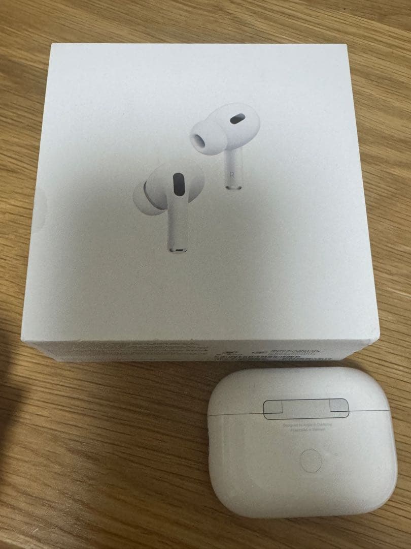 AirPods Pro第二世代 本体 充電ケース付き