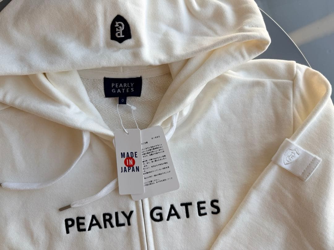 新品タグ付き PEARLY GATES ホワイト パーカー　0