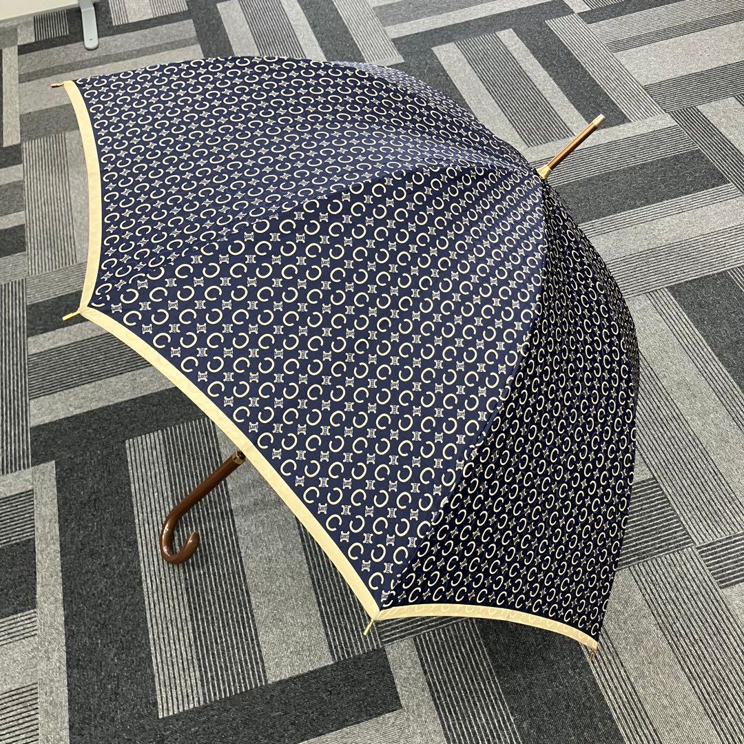 セリーヌ Cマカダム 総柄 傘　紺色メイン