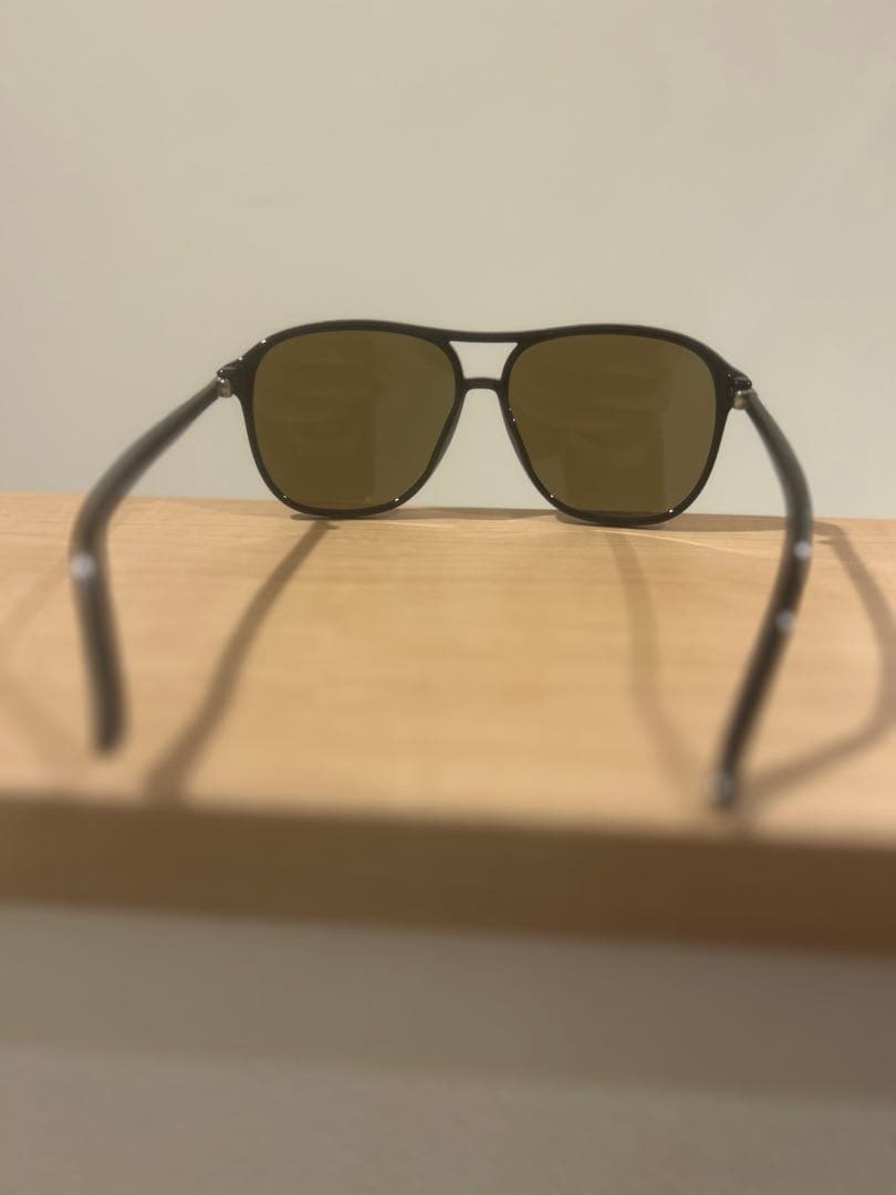 極美品GUCCI ブラック サングラス ブラウンレンズ