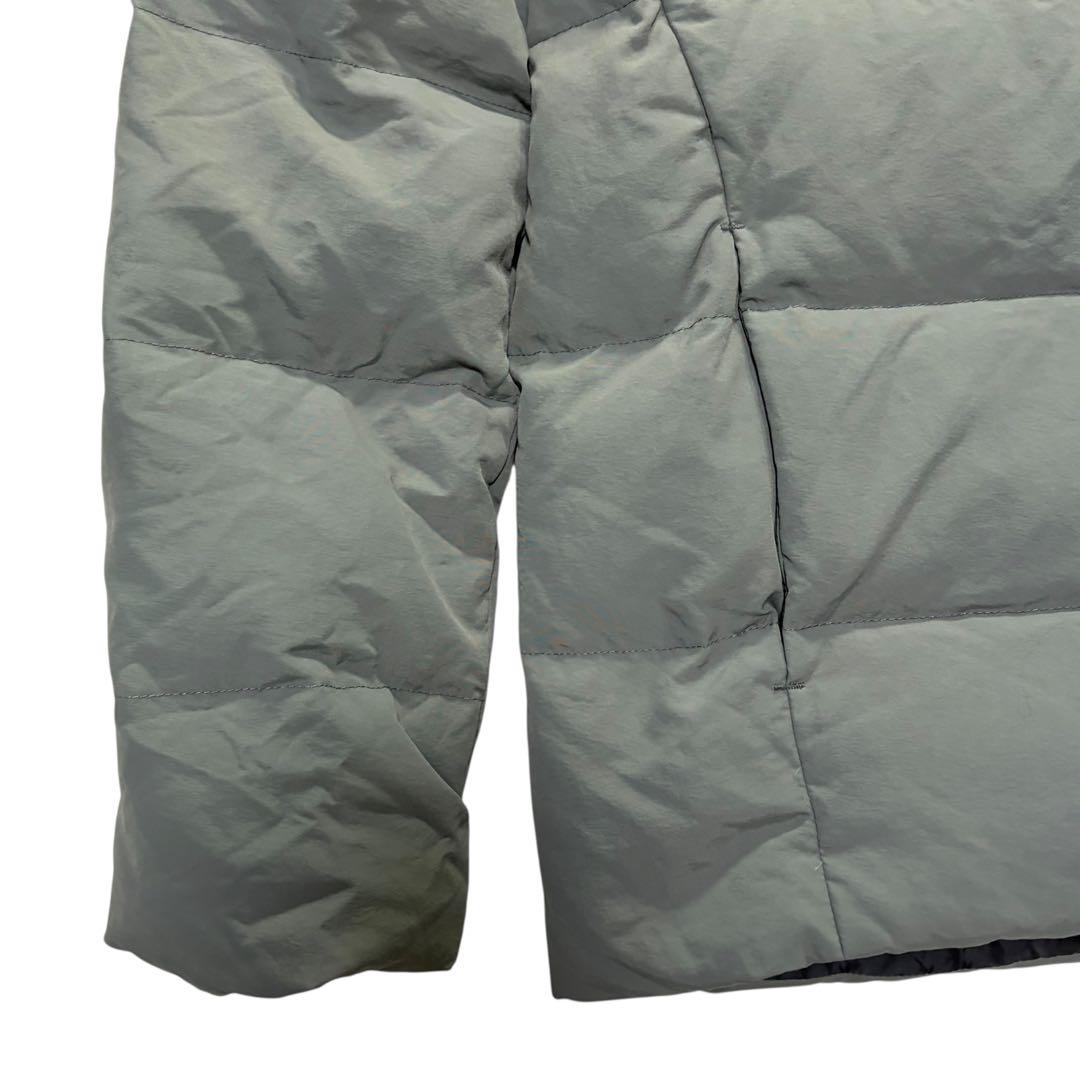 umbro アンブロ カーキ　ダウンジャケット フード付き デサント　Mサイズ