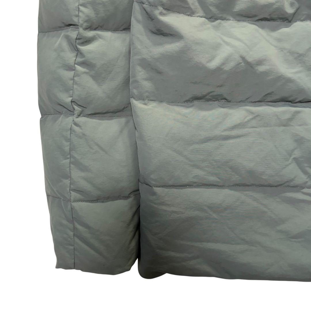 umbro アンブロ カーキ　ダウンジャケット フード付き デサント　Mサイズ