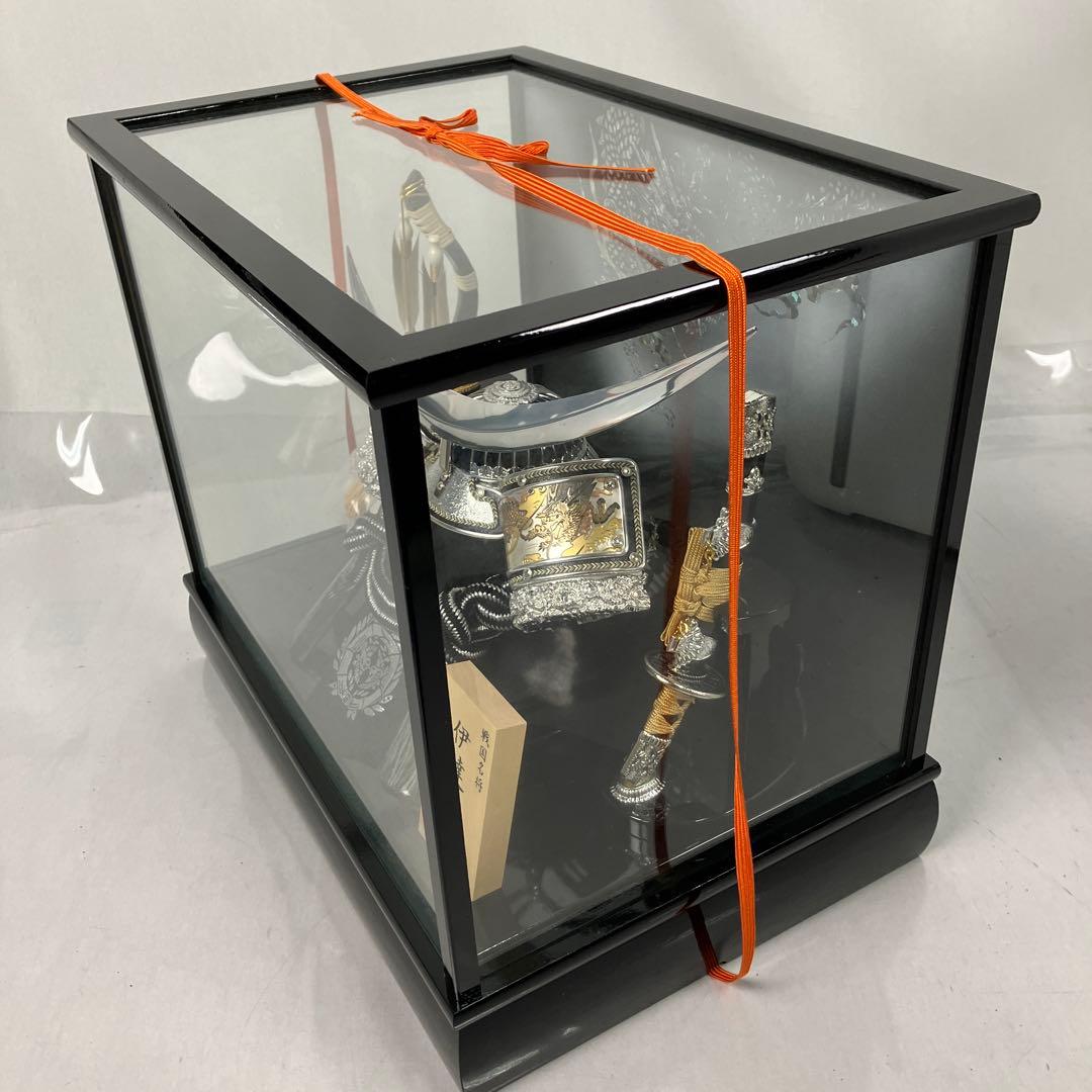 ▽ 五月人形 兜ケース飾り 伊達政宗 京寿 シルバー こどもの日