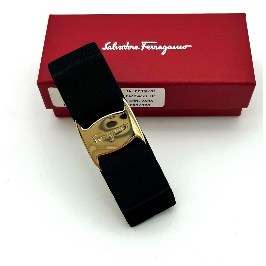 【美品】箱付き サルヴァトーレフェラガモ ヴァラリボン バレッタ ブラック