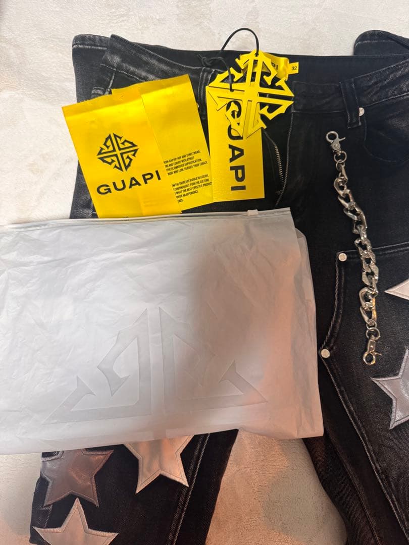 ラ*ネ様 GUAPI スターパッチ　32インチ　フレアデニムパンツ US dri