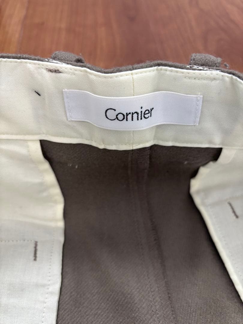 Cornier ウールカシミヤ ワイドスラックス