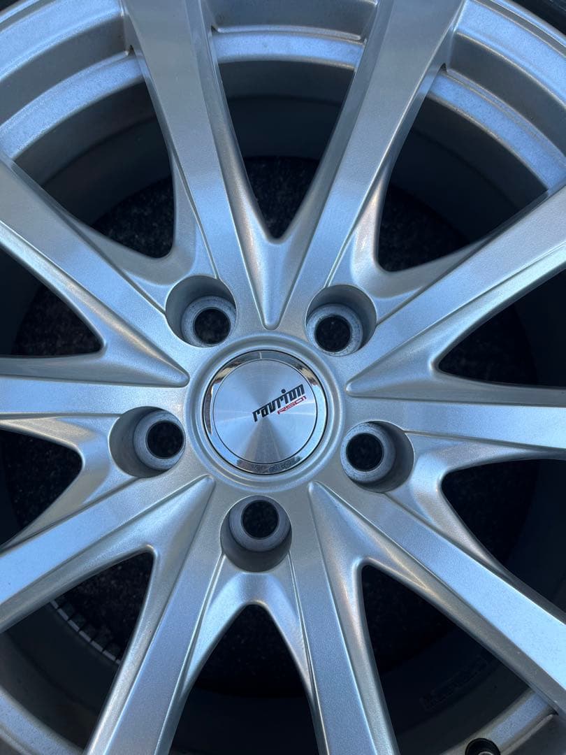 80系ハリアー等　中古スタッドレスタイヤ　225/65R17 CX5 RAV4