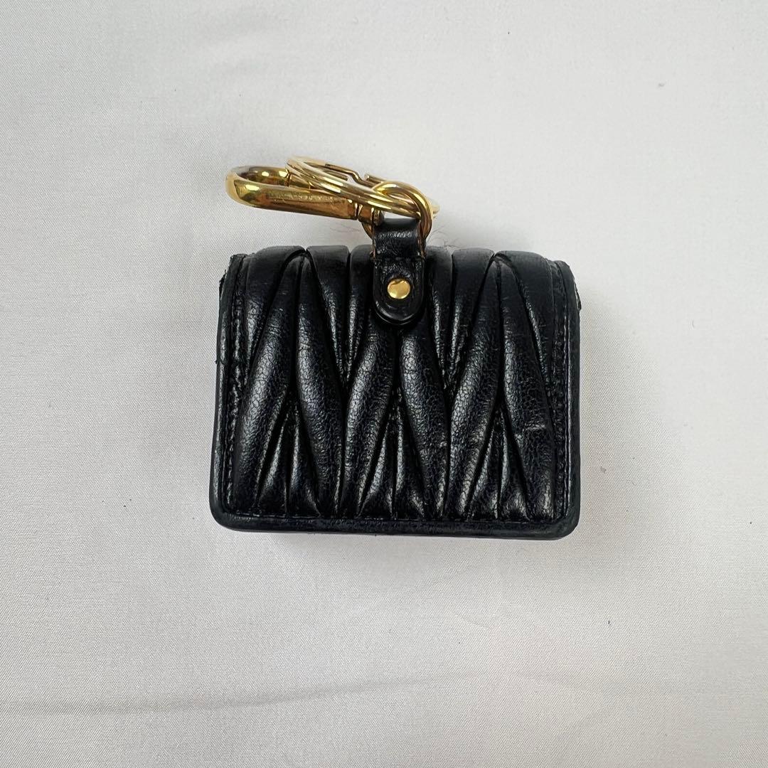 Miu Miu - ミュウミュウ マテラッセ AirPods Pro ケース