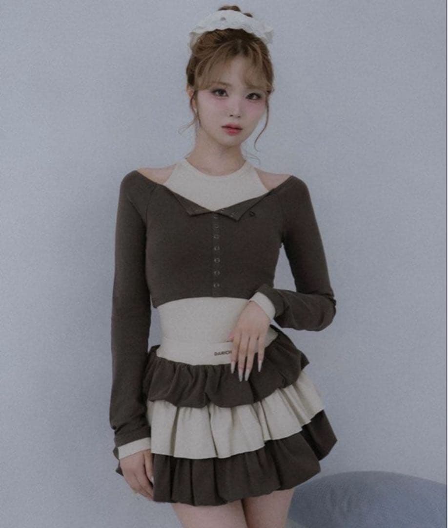 darich オフショルレイヤードリブトップス＆カットフリルミックスミニスカート