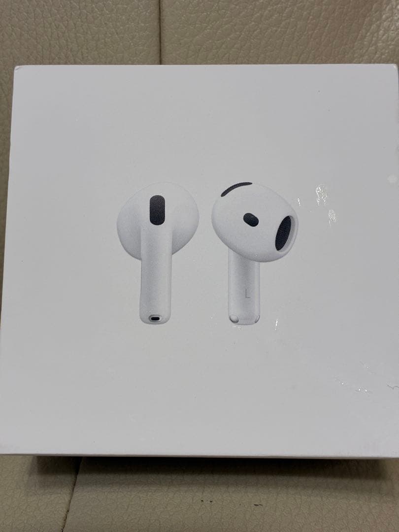 アプリセディオ Apple AirPods 4 本体 充電ケース付き