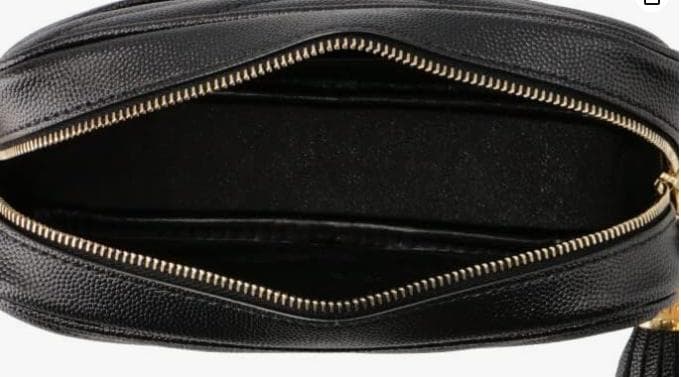 ★週末限定価格　YSL キルティングボディバッグ 黒