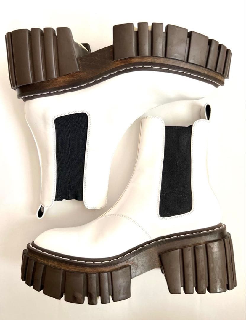 ステラマッカートニー ホワイト サイドゴアブーツ 厚底