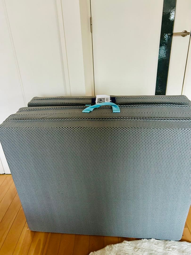 k*o様 マニフレックス セミシングル グレー　サステナブルウィング 三つ折りマ