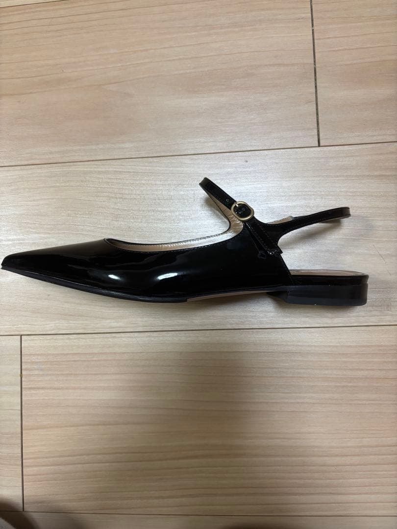 PELLICO ブラック ポインテッドトゥ ミュール　サイズ37.5