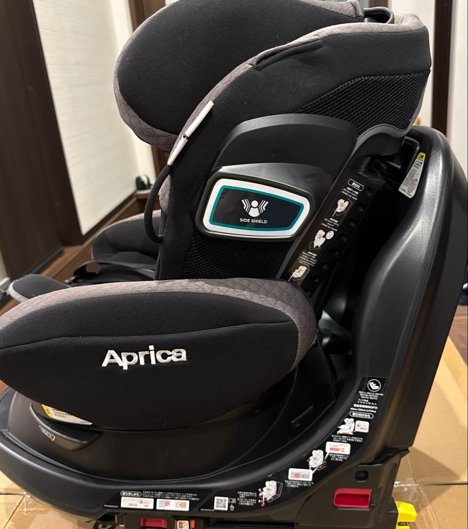 【美品】アップリカ フラディア グロウ ISOFIX 360° セーフティー
