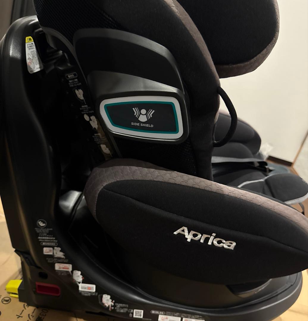 【美品】アップリカ フラディア グロウ ISOFIX 360° セーフティー