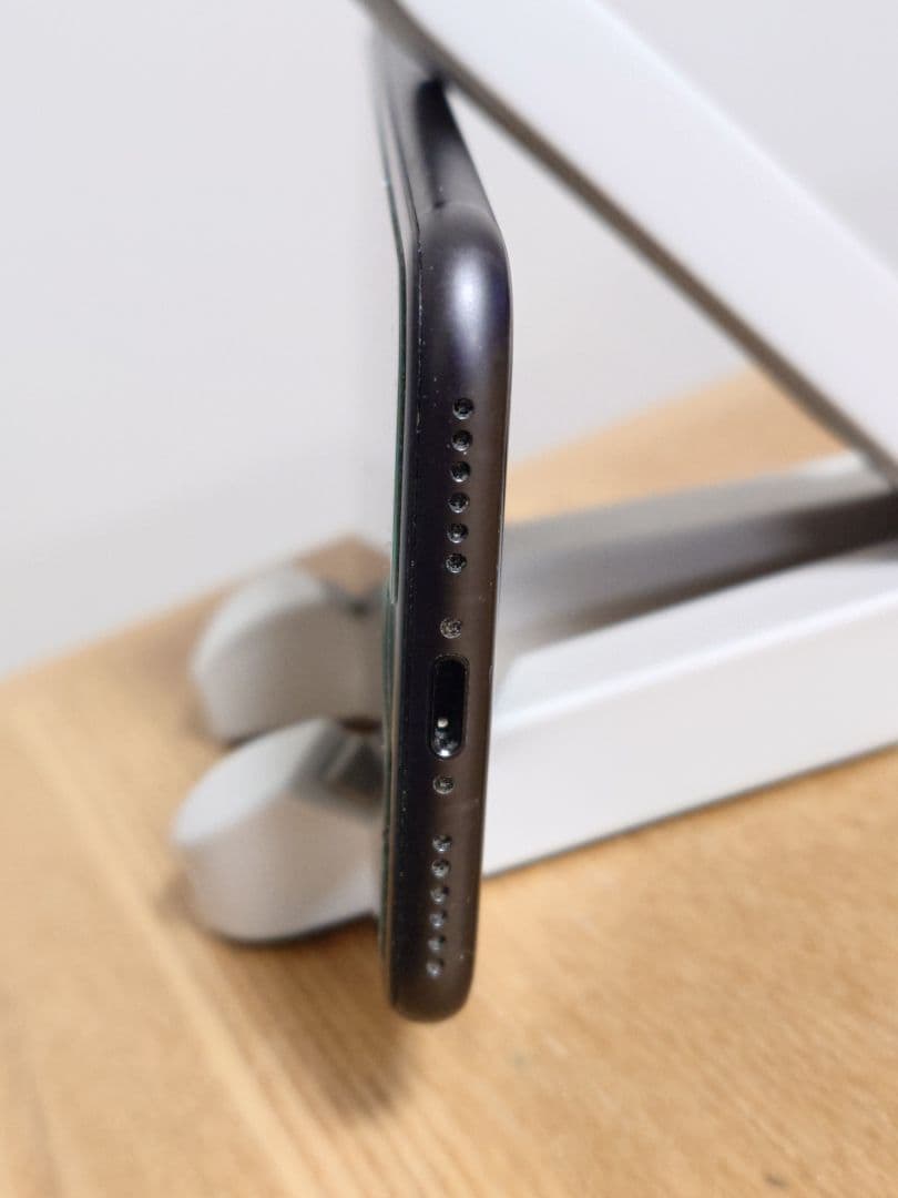 iPhone8 64GB スペースグレイ