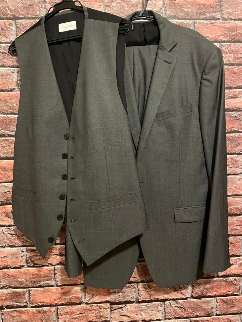 カルバンクライン　グレー スーツ　  スリーピース　3P