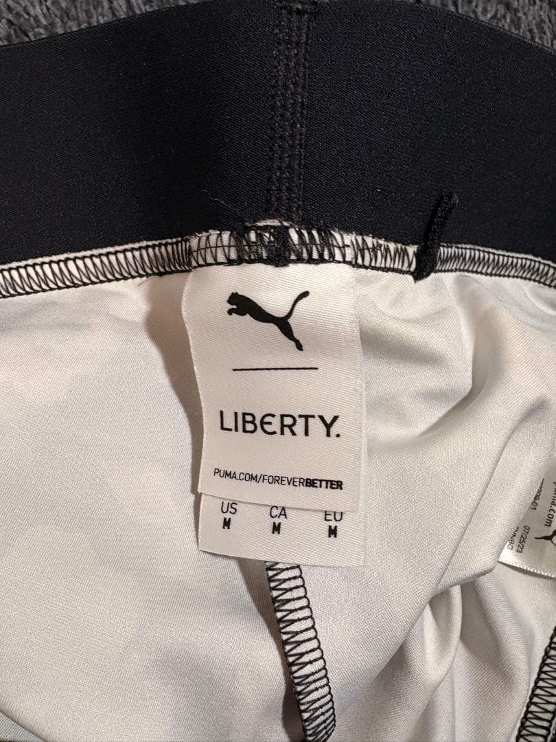 【美品】PUMA LIBERTY 花柄レギンス ブラトップスセットアップMサイズ