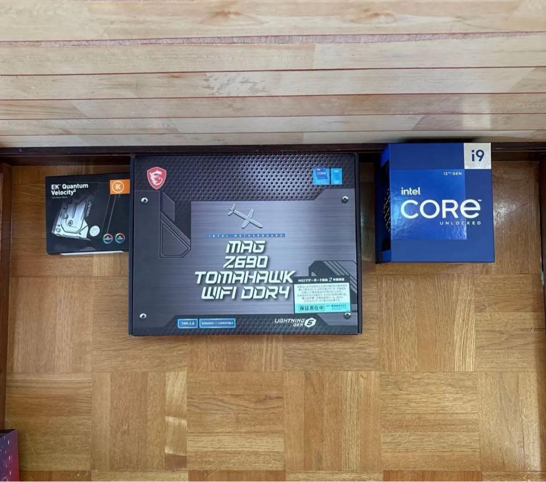 Intel Core i9-12900Kと各種おまけ　いいねより価格相談推奨！