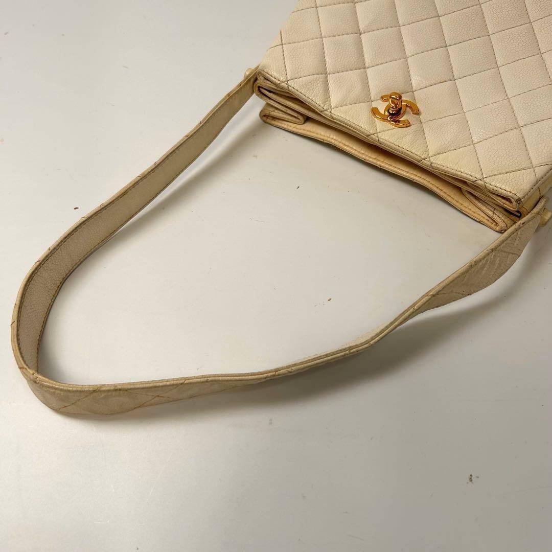 シャネル　マトラッセ キャビアスキン　ハンドバッグ　ダブルターンロック