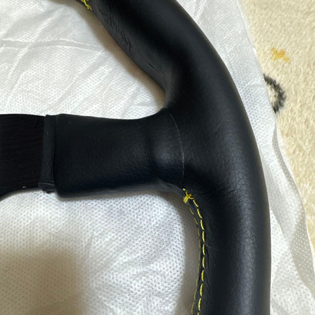 MOMO TYP V35 ステアリング 本体